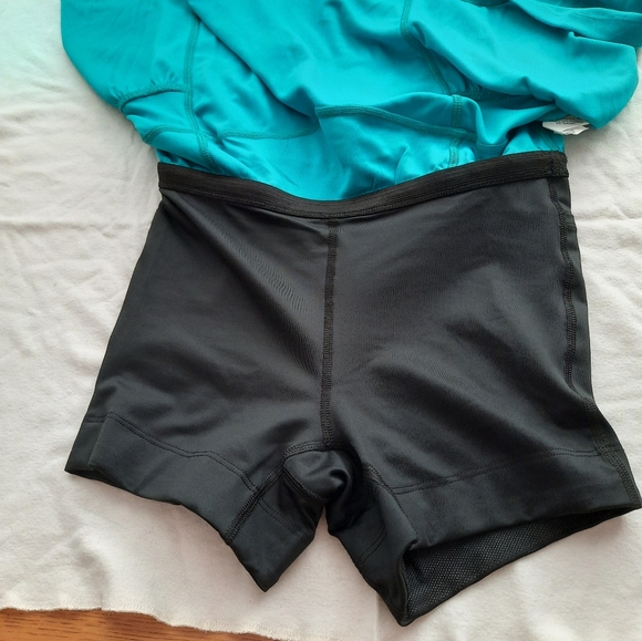 SkirtSports Freedom Fighter skort XS. Teal color - Picture 5 of 7